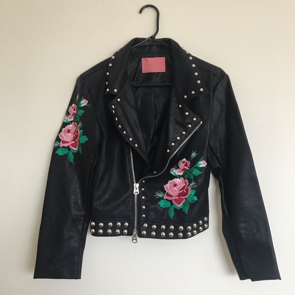 Rose and studded faux leather jacket - Picture 2 of 7